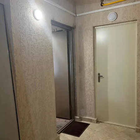 Intown Apartment Kutaisi Exterior photo